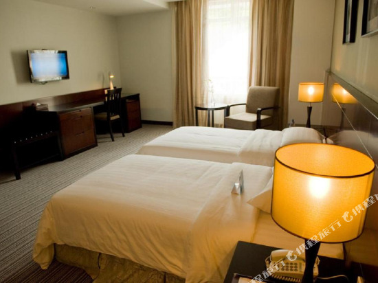 Hotel Sixty3