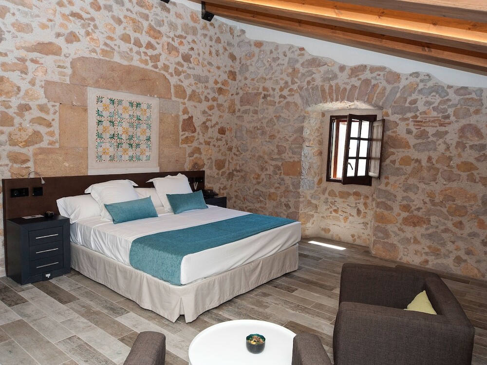 Hotel Molí de l'Escala - фото 7
