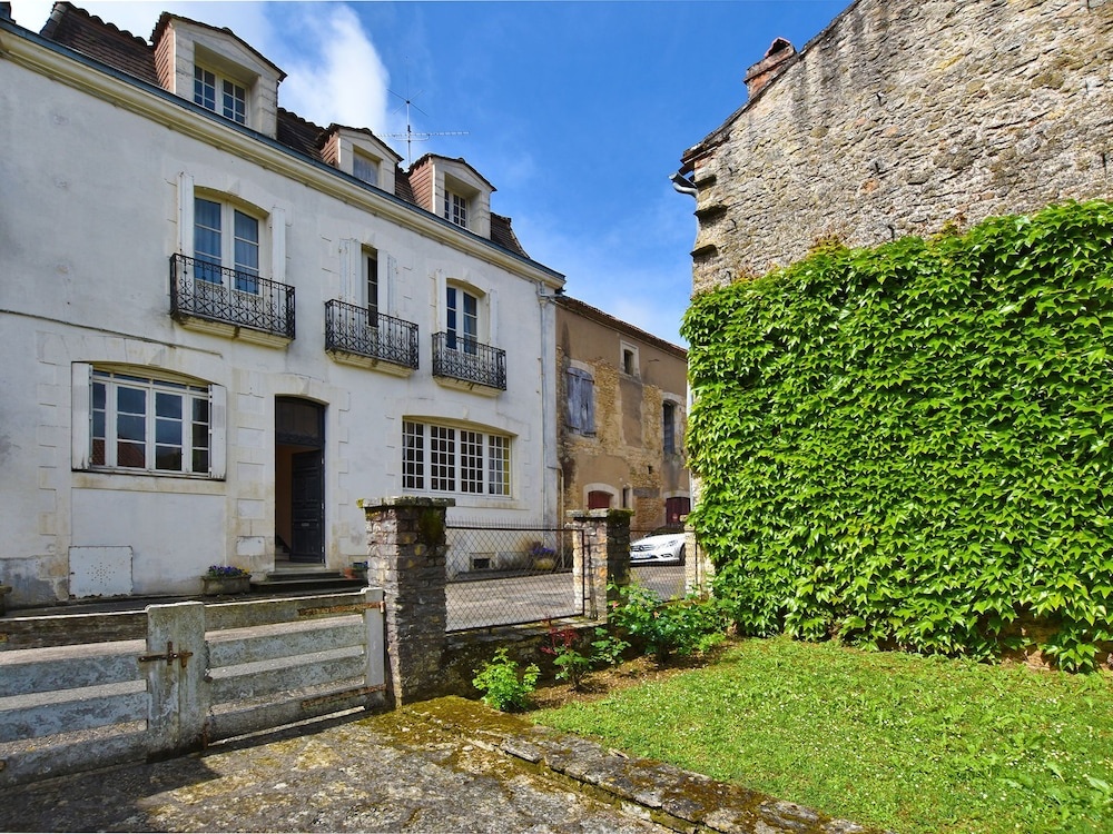 18th Century Character Home With Garden, in the Heart of a Historic Village