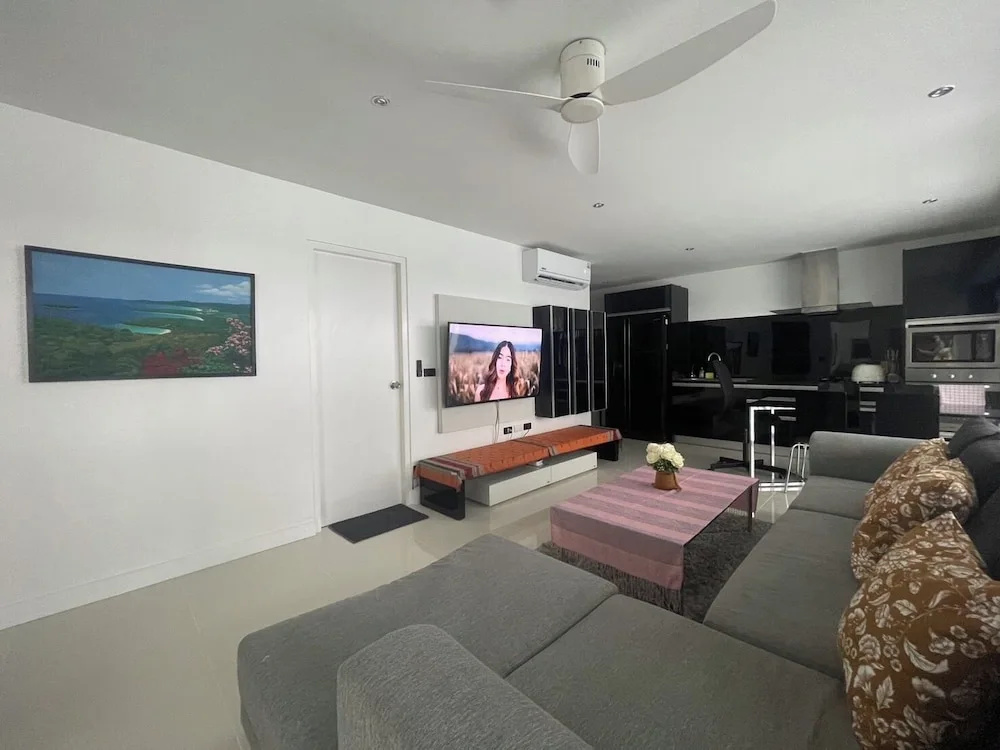 Sunset Plaza Condominium — 2