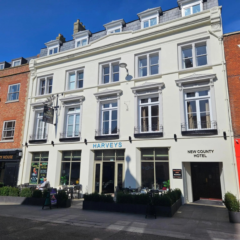 The New County Hotel