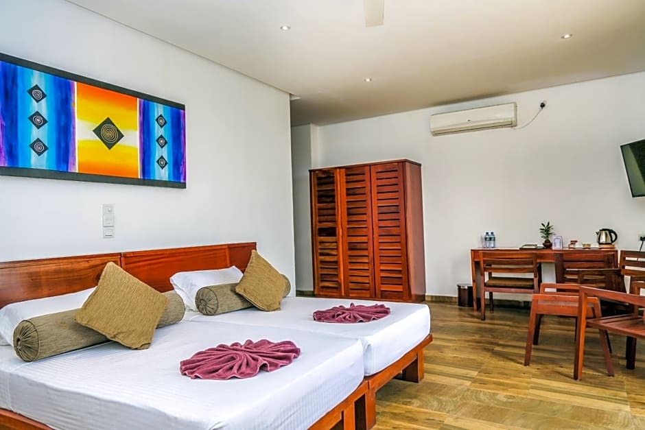 Oak Ray Regency Hotel