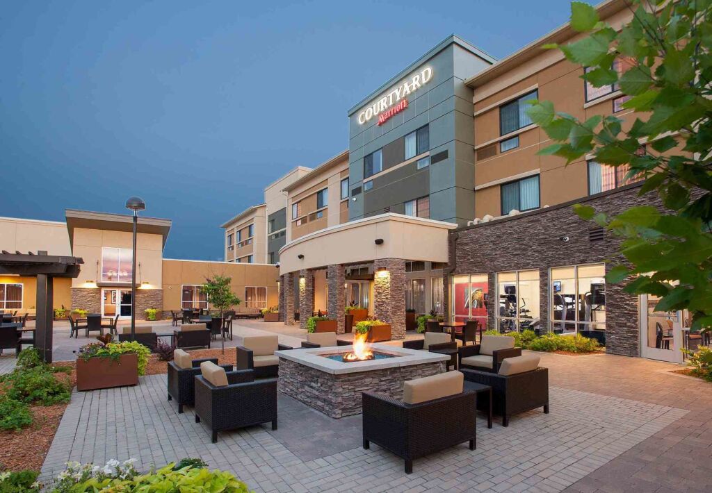 Courtyard by Marriott Mankato image