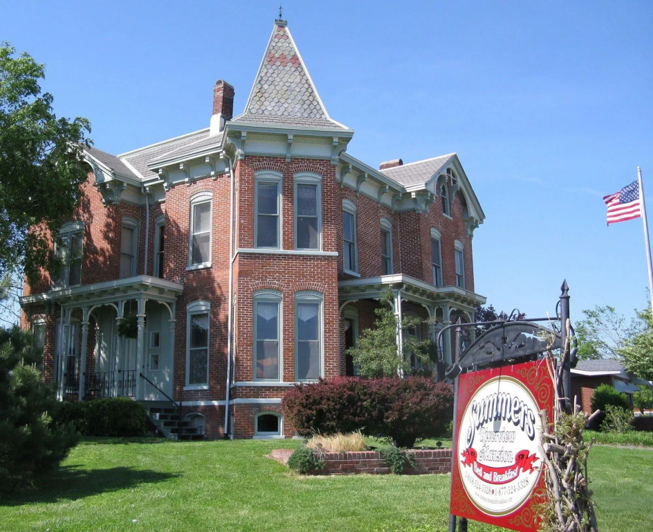 Riverview Mansion