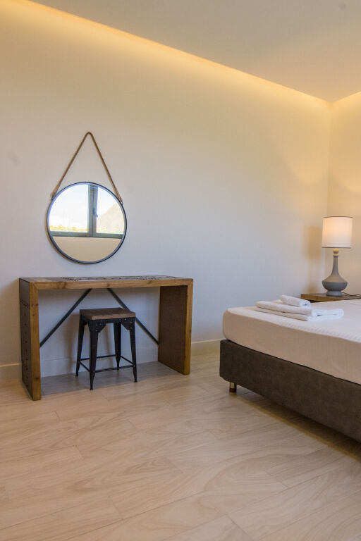The Dynasty Villas 4 *