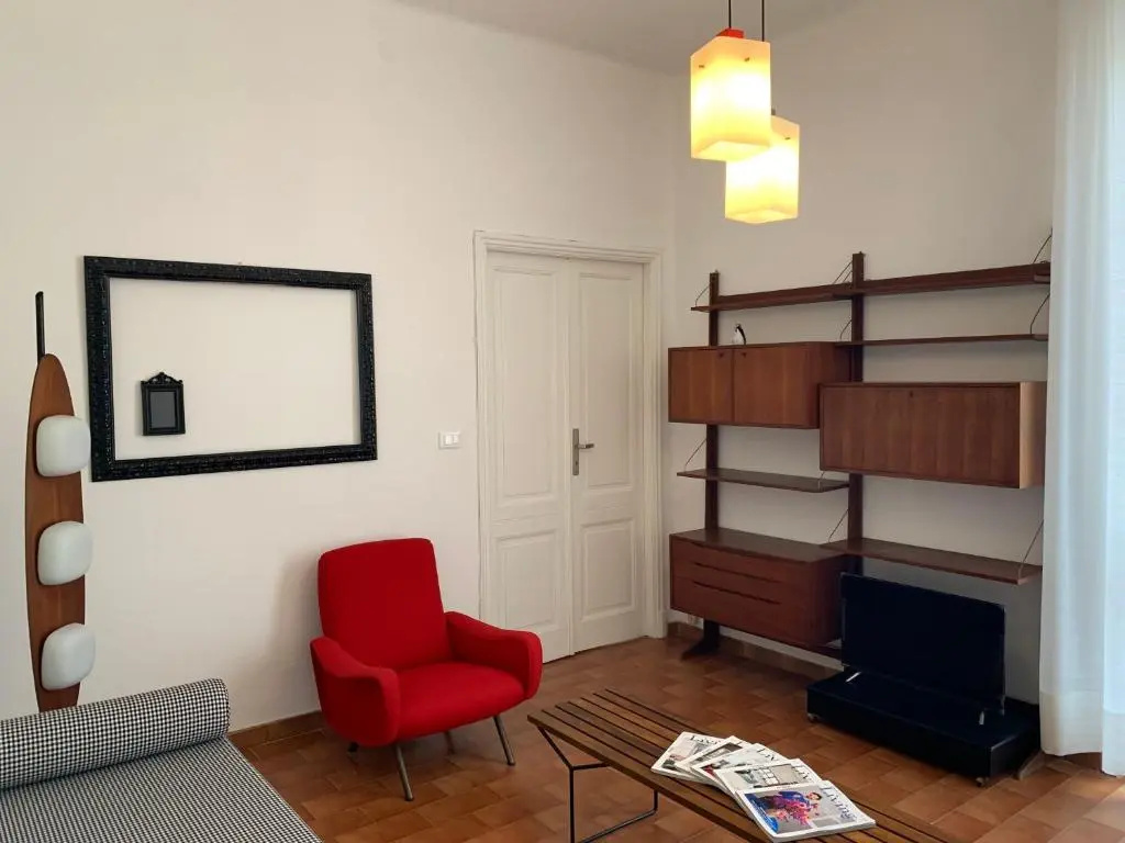 70's LA SPEZIA PENTHOUSE