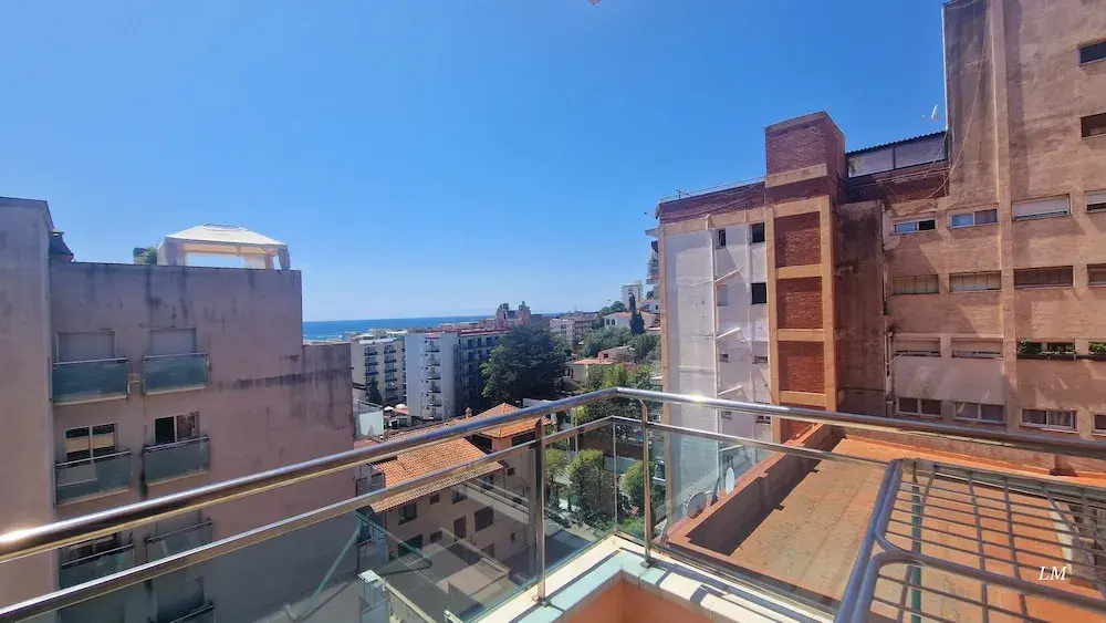 Cozy Apartment by the Sea in Lloret de Mar - Ref A090 Rene Go2llolet