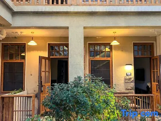 Tuowa · Holiday VIlla Garden Beautiful Villas (Qingdao Zhongshan Road)
