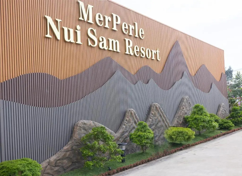 Merperle Nui Sam Resort