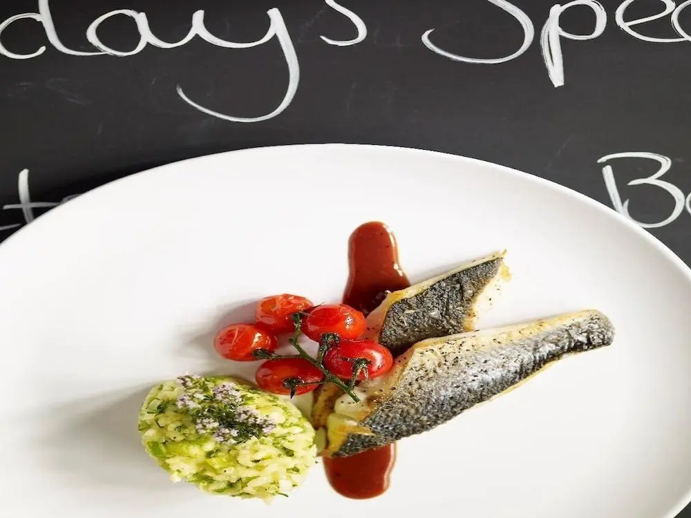 Gilbey's Bar & Restaurant - Général