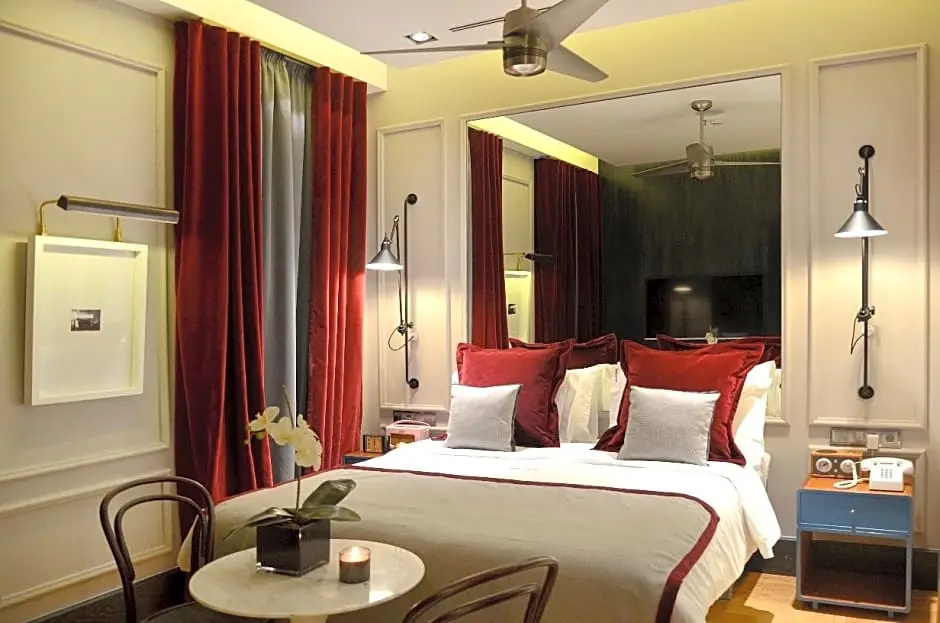 Browns Central Hotel - Chambres