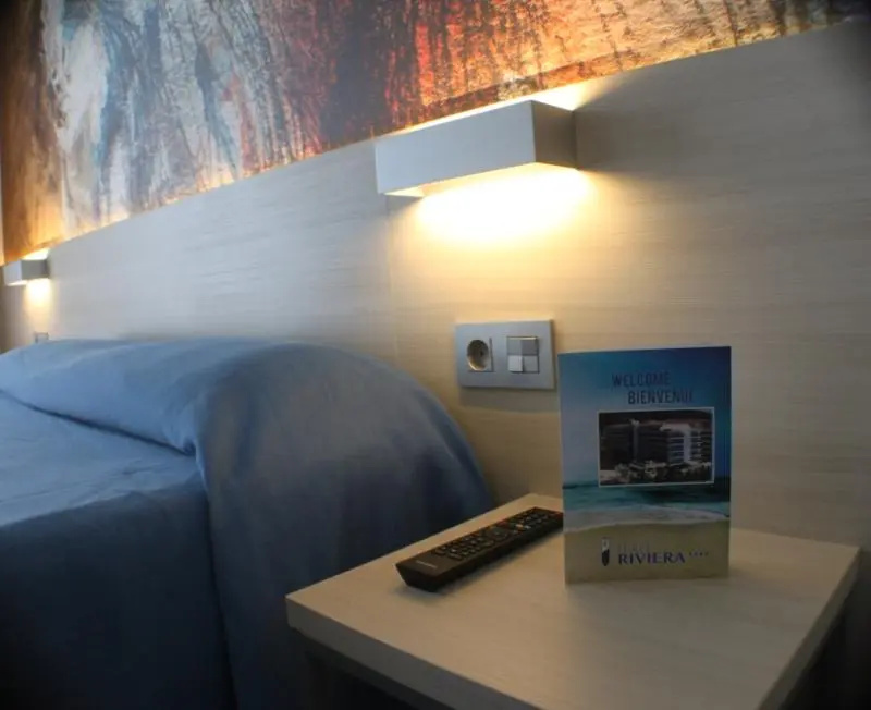 Riviera Hotel - Chambres