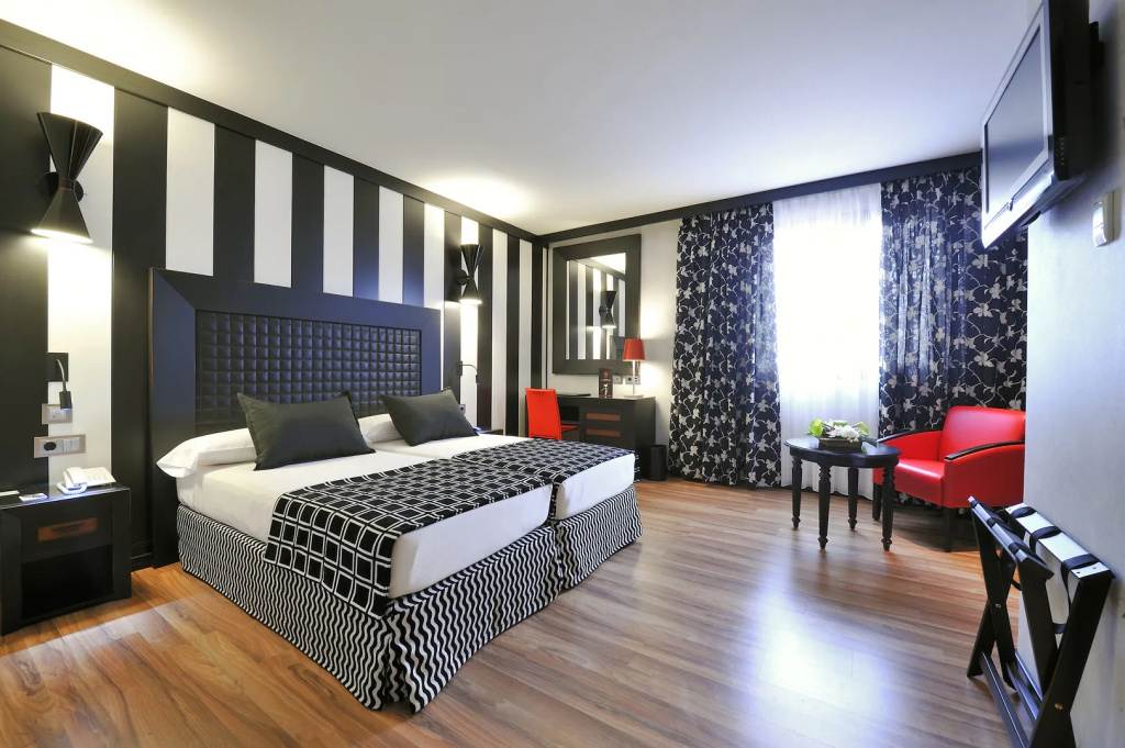 Salles Hotel Aeroport de Girona - Général