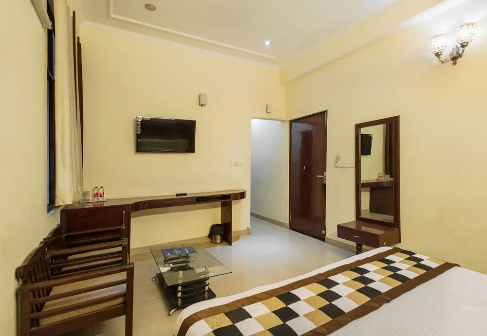 OYO 648 Hotel Royal Ecstasy - Général