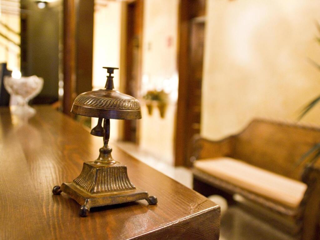 Microtel Placentinos by null
