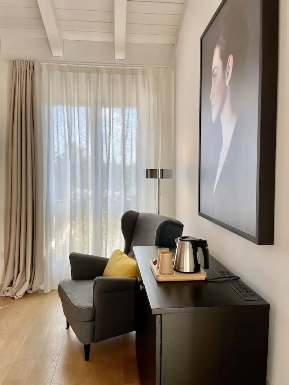 Standard Double room with garden view (full double bed)