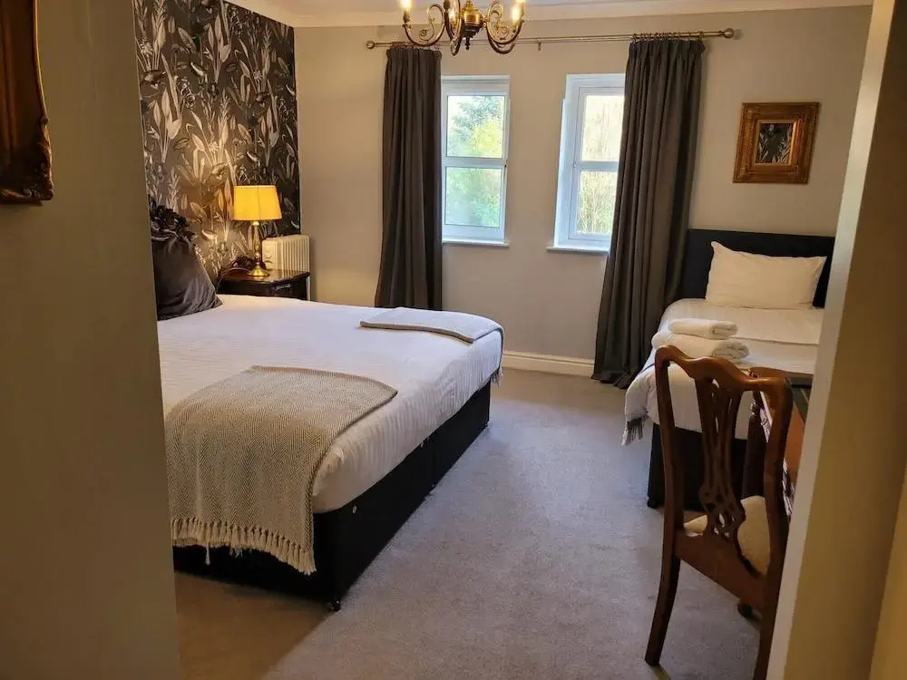 Brook Hall Hotel - Général