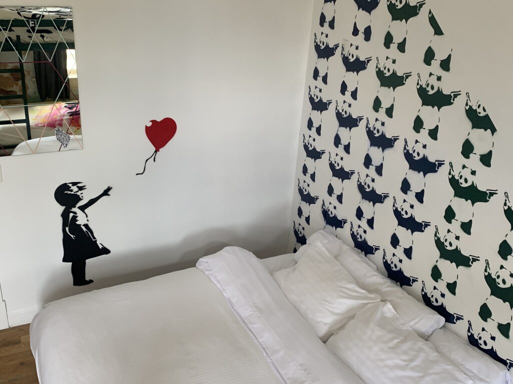 Hostel Fish by null