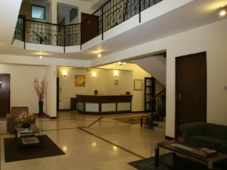 Lobby & Reception