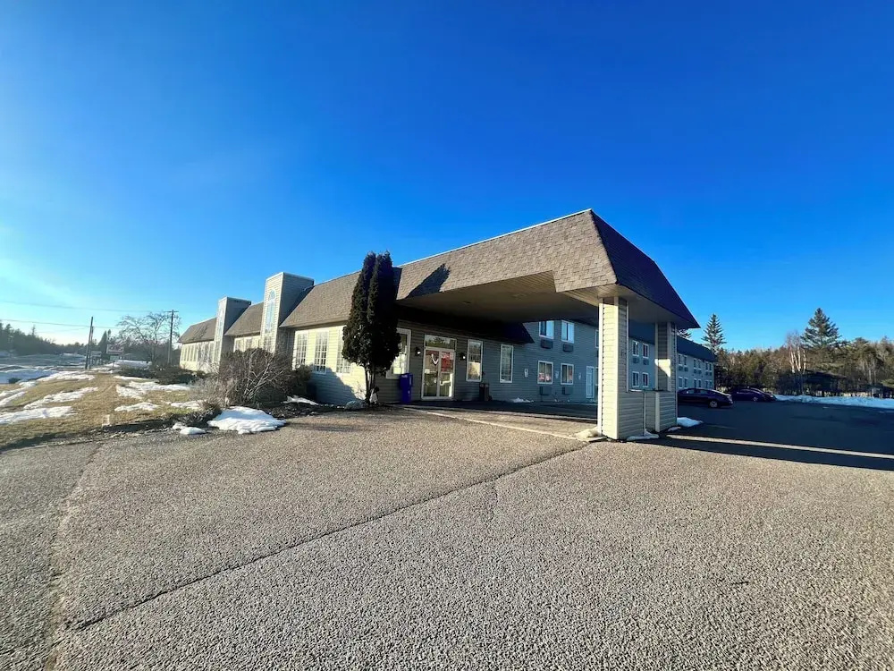 Cedarville Hotel