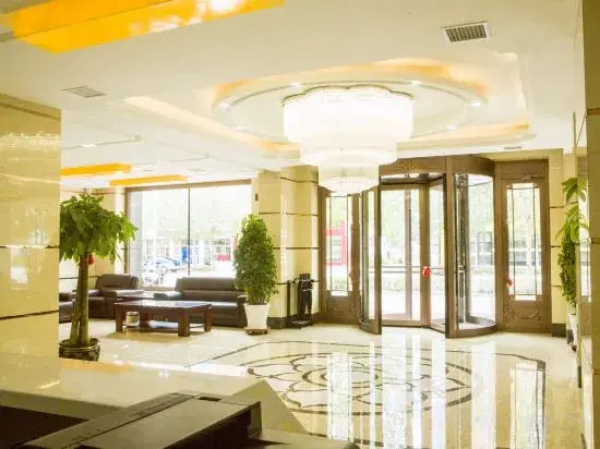 Platinum International Hotel (Tongjiang Russian Style Park Branch) — фото