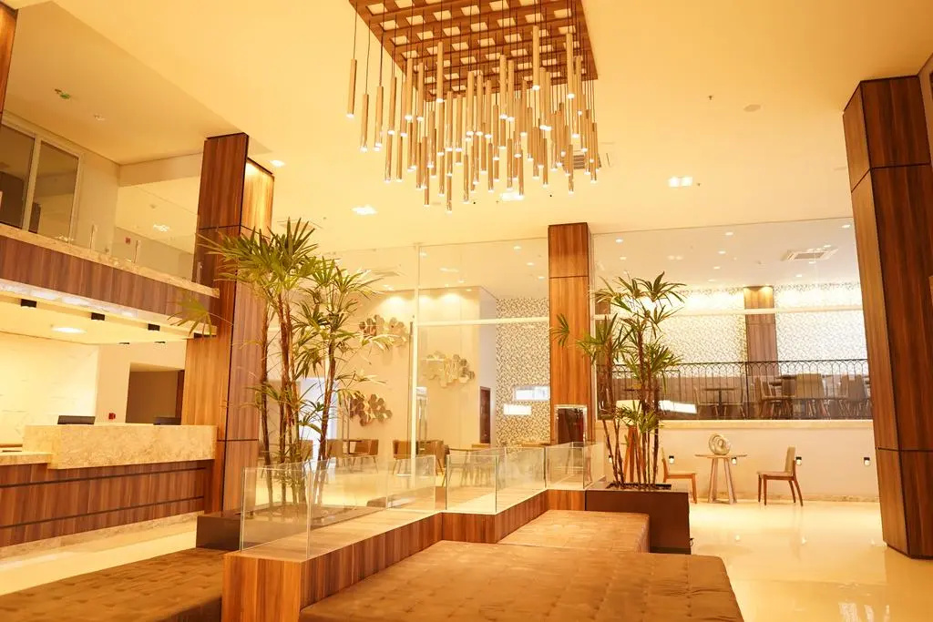 Lobby & Reception