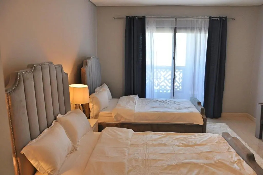 Spacious 4 bd and 2 bd apartments with amazing Sea view - Général