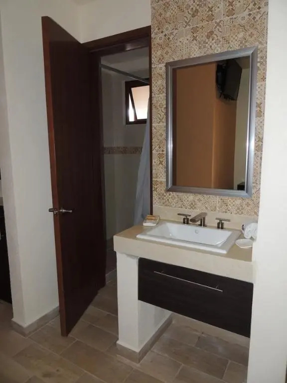 Hotel Plaza Bernal - Chambres