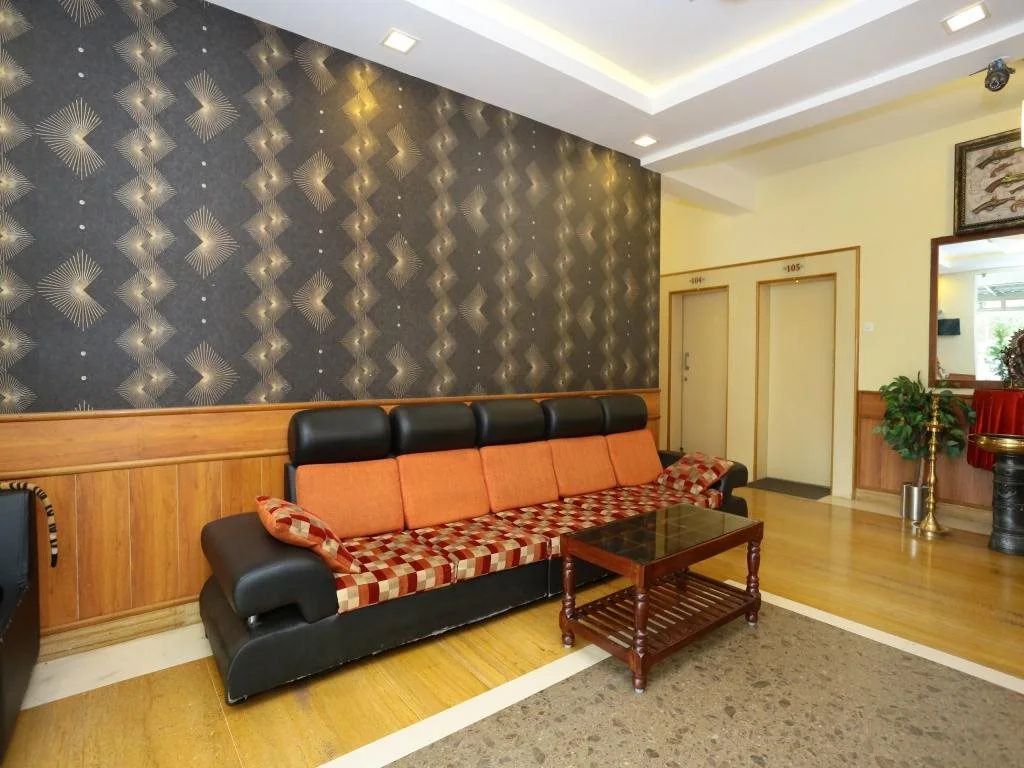 Lobby & Reception