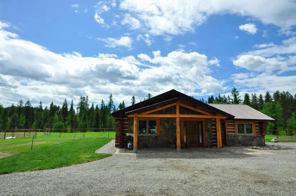 2 Bedrooms Chalet
