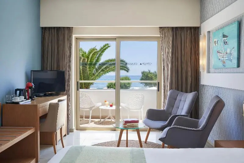 Atlantica Amalthia Beach Hotel – Adults only - Chambres