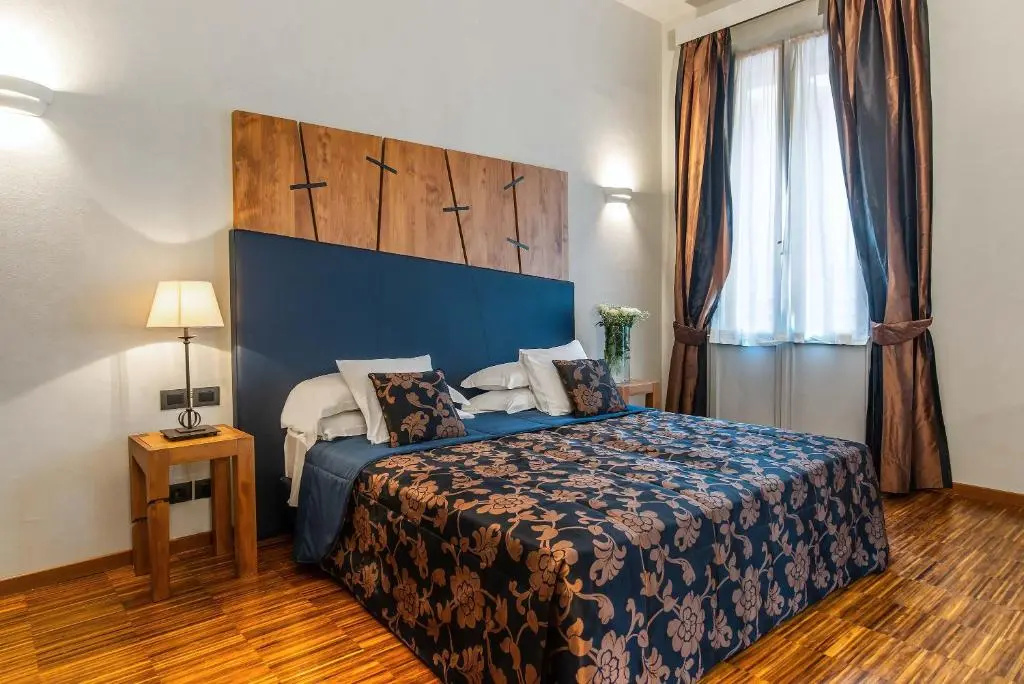 Superior Double room (full double bed)