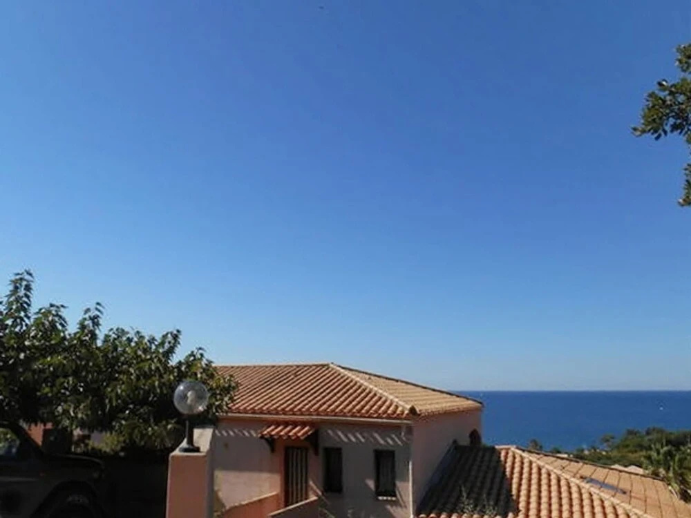 Apartment With one Bedroom in Porticcio, With Wonderful sea View, Pool