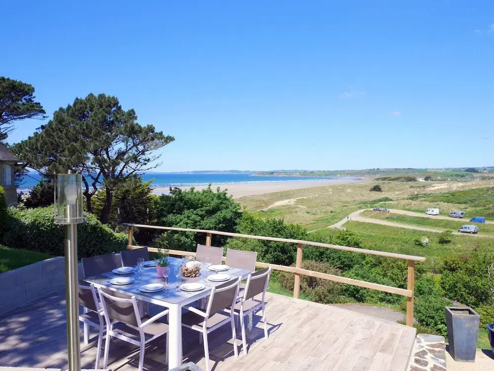 Holiday Home in Plonevez Porzay