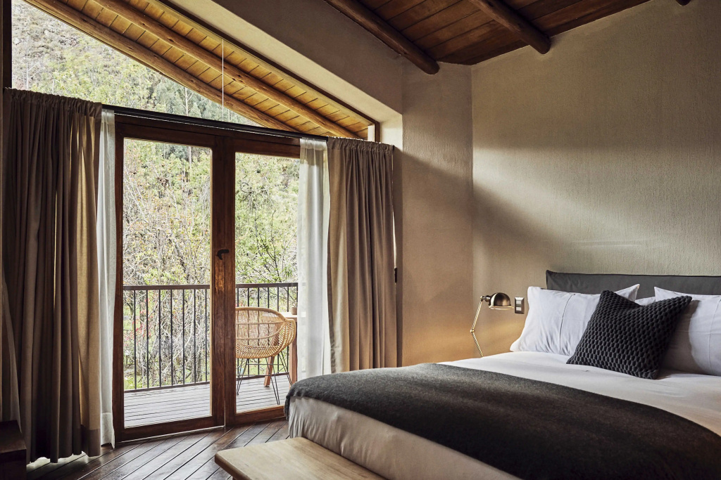 Superior Double room (full double bed)