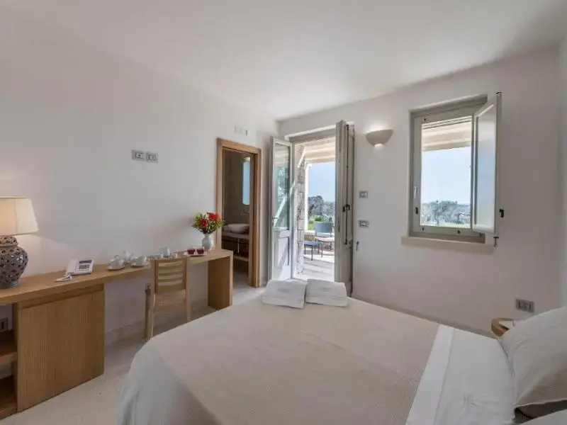Superior Triple room with garden view
