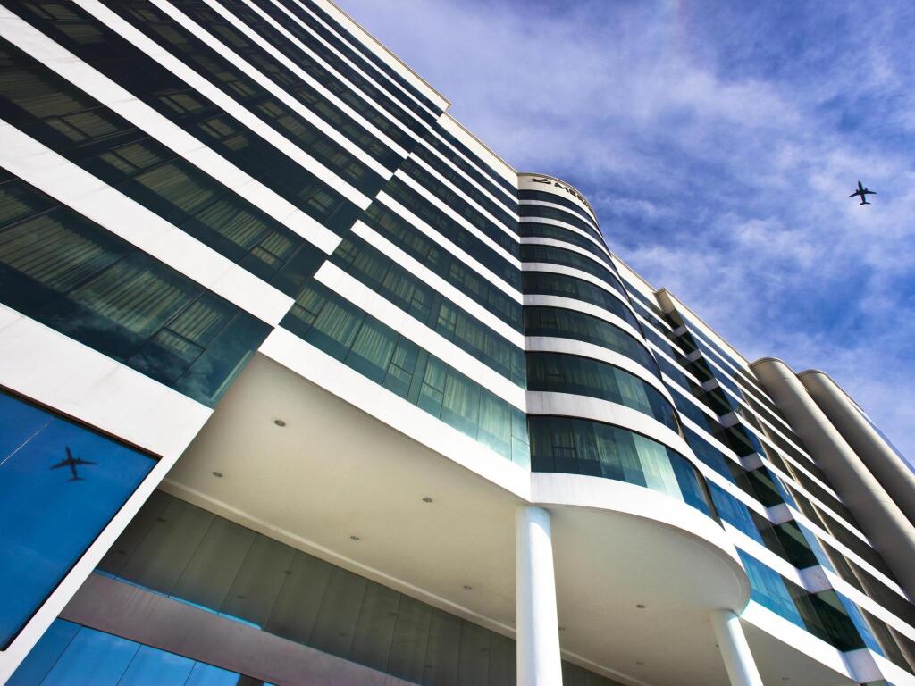 Le Meridien Kota Kinabalu
