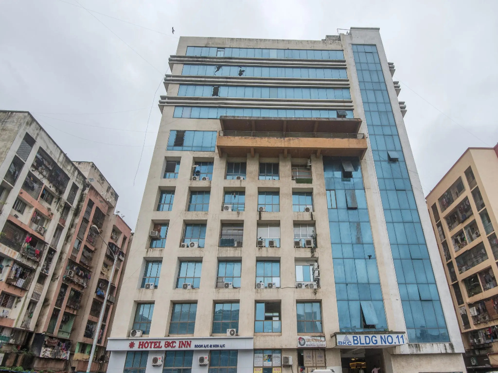 OYO 22039 Hotel Bkc Grand
