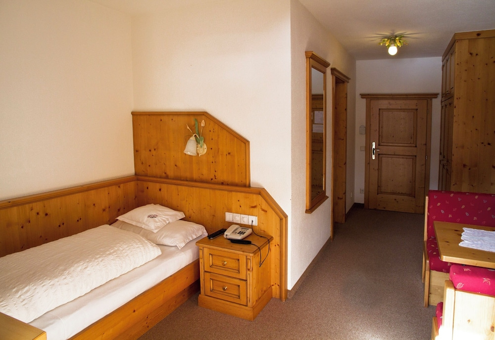 Standard Single room with balcony