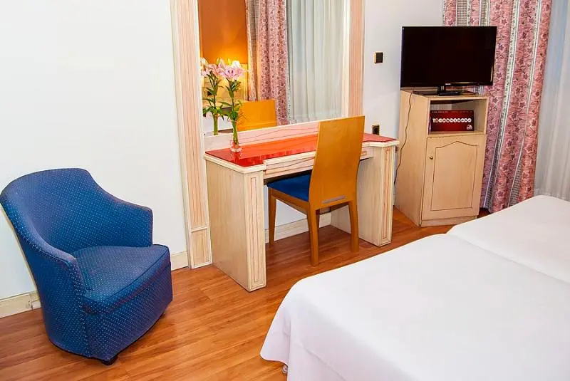 Hotel Ana María - Chambres