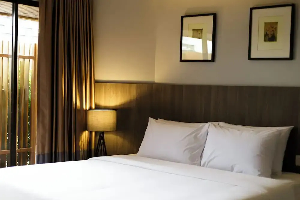 1 Bedroom Deluxe Suite