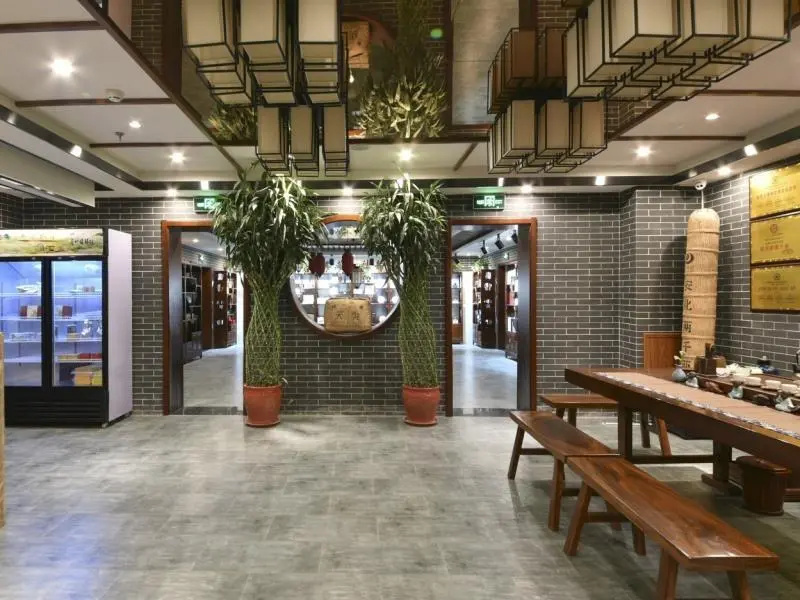 Lobby & Reception