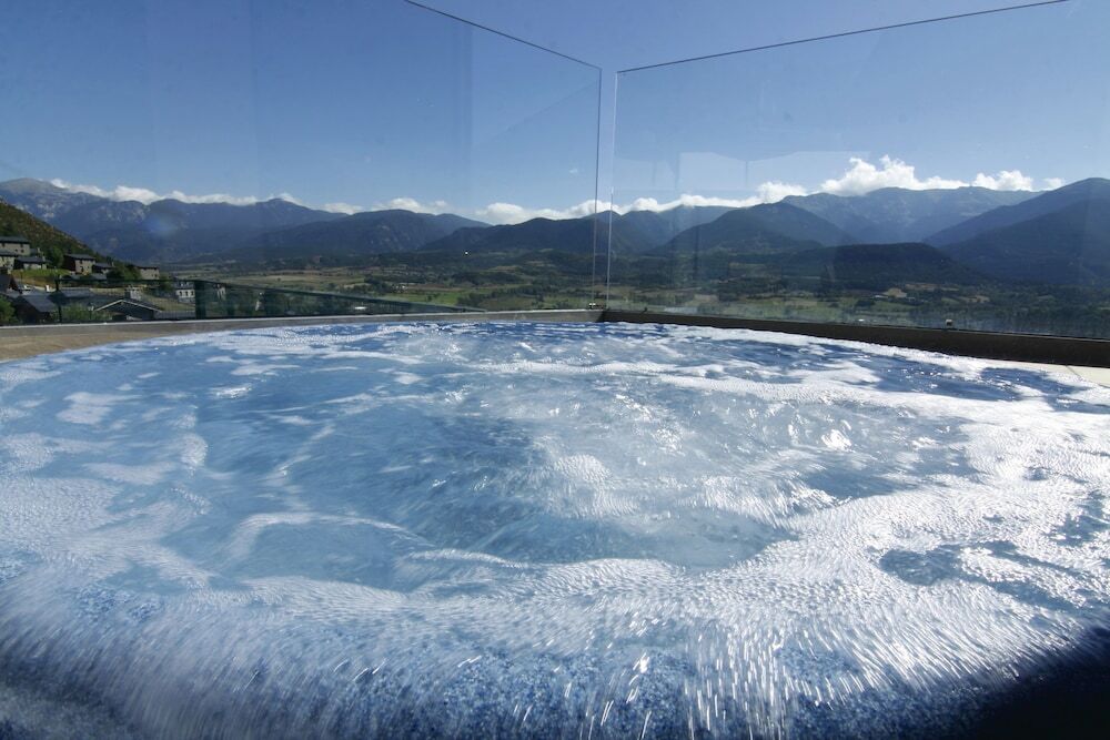 Cerdanya EcoResort & SPA picture