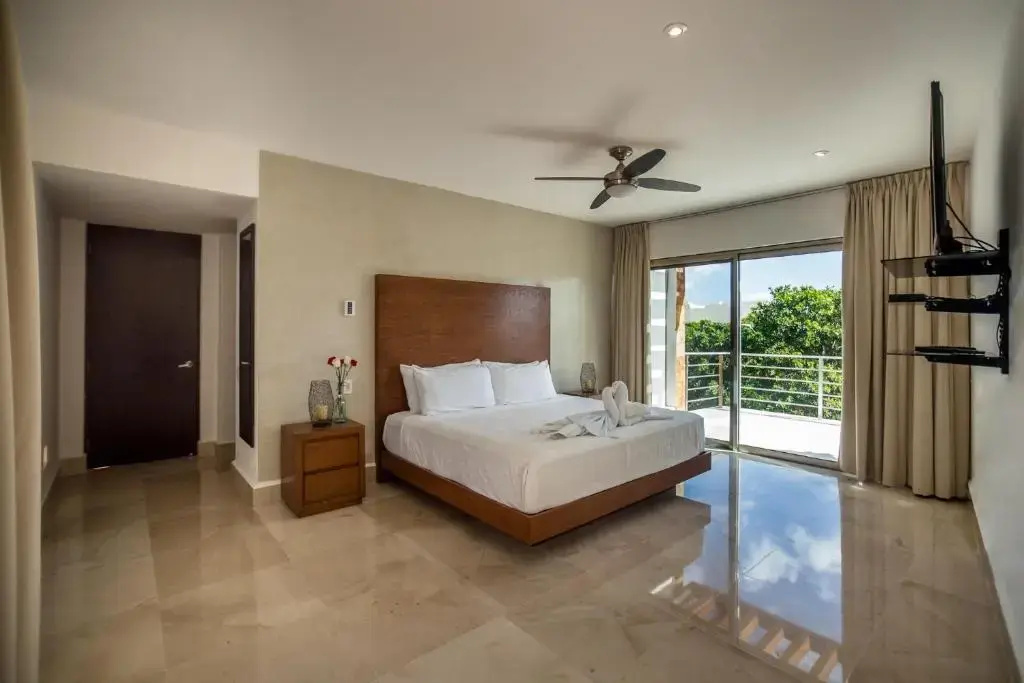 3 Bedrooms Penthouse with ocean view
