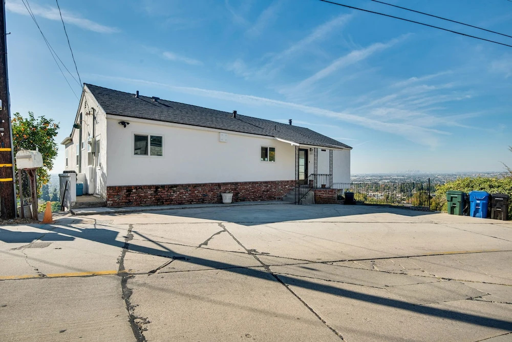 Charming Whittier Home w/ Views: 17 Mi to LA