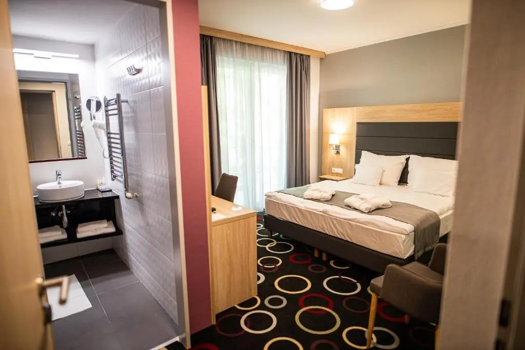 Garden Hotel Wellness Es Konferencia - Chambres