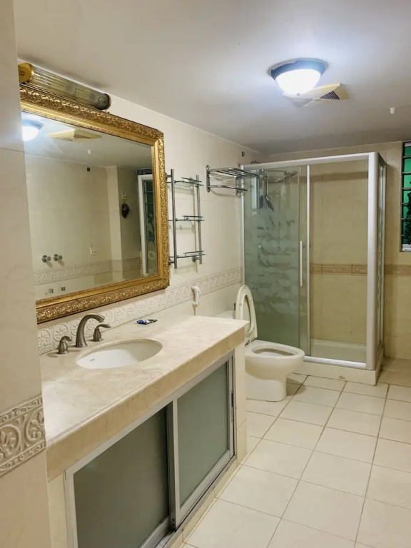 Executive Double Suite with city view (full double bed)