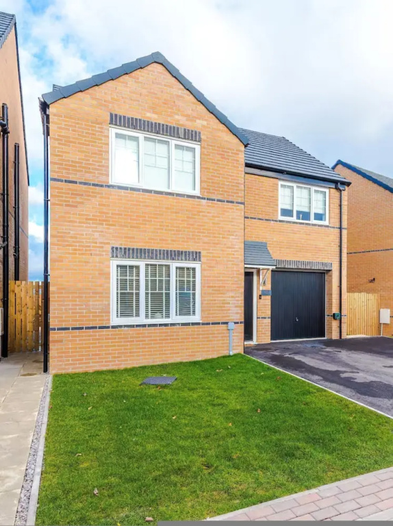 Spacious 4BR Family Home in Cullingworth Near Haworth Skipton