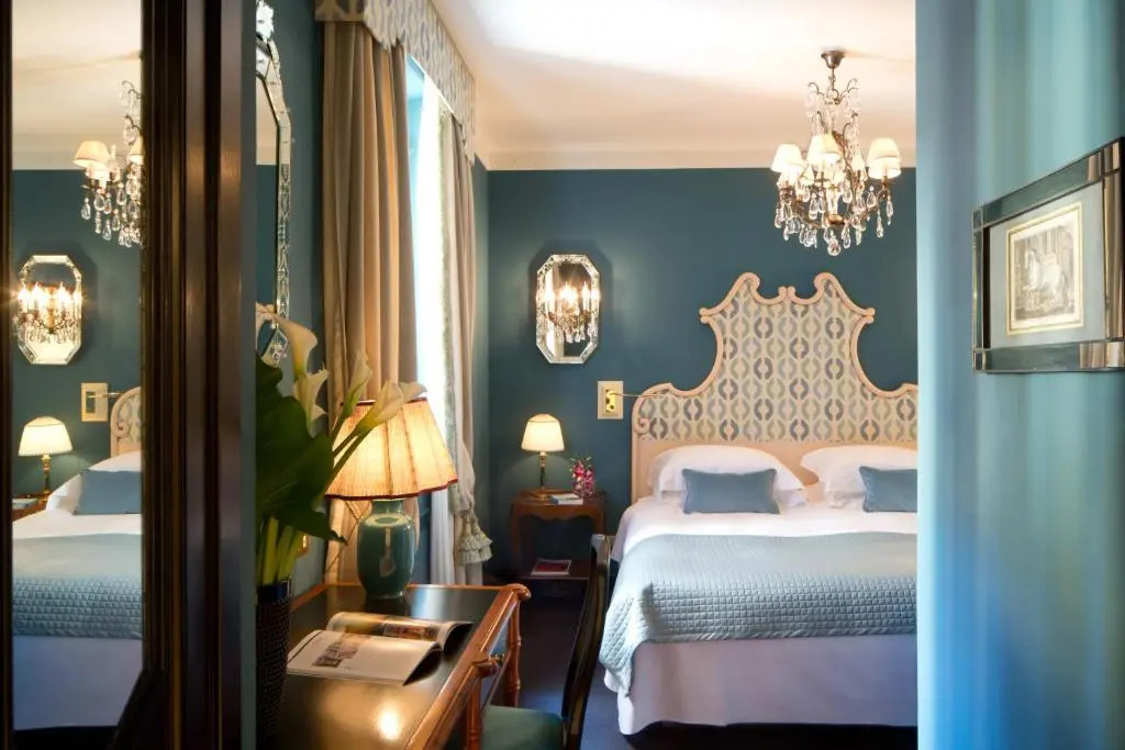 Superior Double room (full double bed)