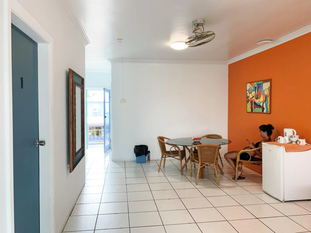 3 Bedrooms Apartment with mountain view
